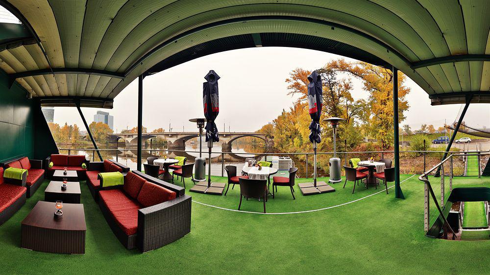 Rohan Boat 3* Praag